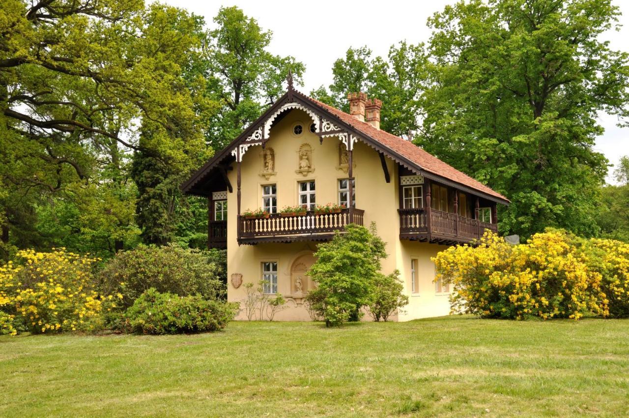 Kavalierhaus Im Rhododendronpark Kromlau Gablenz Exterior photo